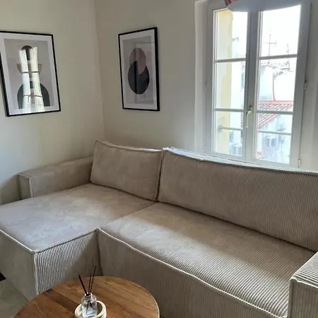 With Mediterranean Charm In The Heart Of The Provencal Market