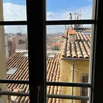 With Mediterranean Charm In The Heart Of The Provencal Market Apartment