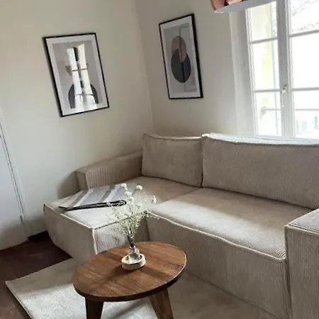 With Mediterranean Charm In The Heart Of The Provencal Market * Antibes