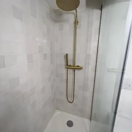 Daire With Mediterranean Charm In The Heart Of The Provencal Market